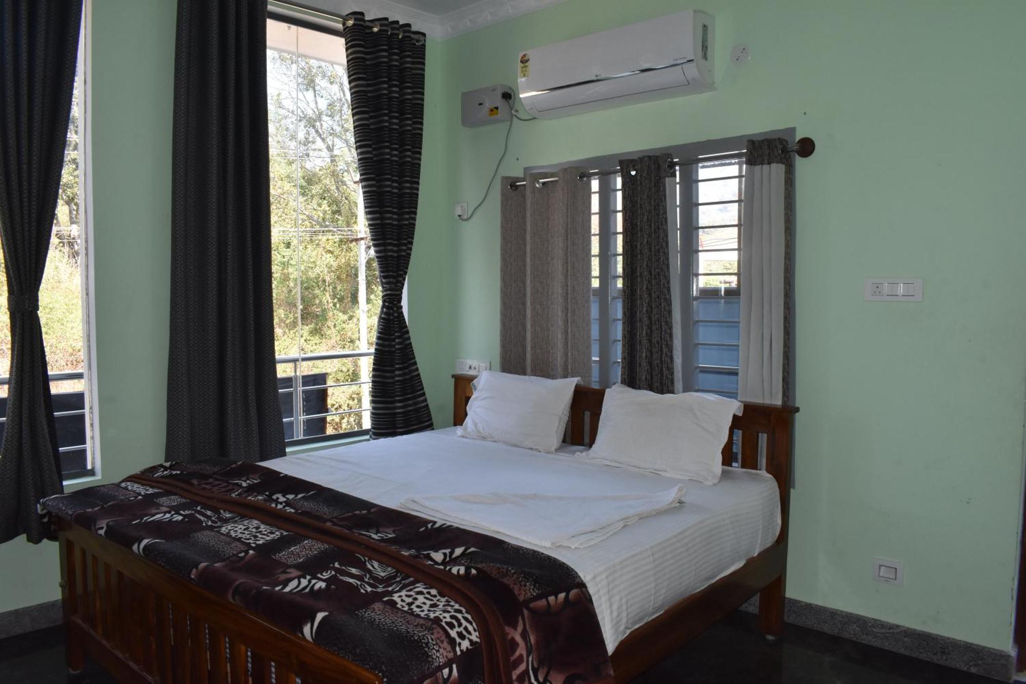 Yelagiri Goldhill Resort Kültér fotó