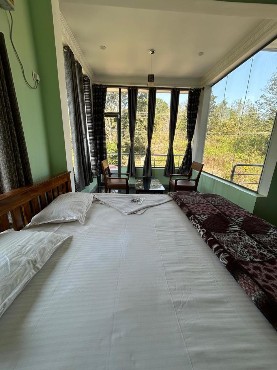 Yelagiri Goldhill Resort Kültér fotó